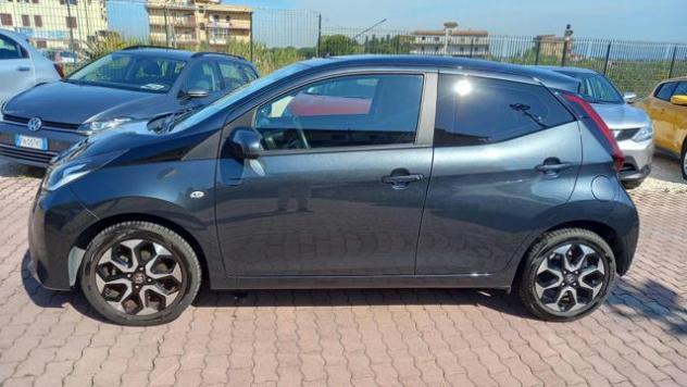 TOYOTA Aygo 1.0 VVT-i 72 CV 5 porte x-play rif. 23520613 - Foto 4