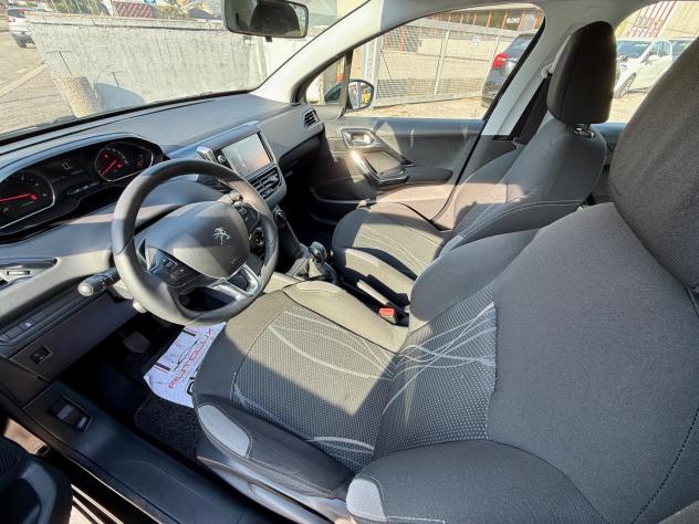 Peugeot 208 1.4 HDi 68 CV 5 porte Allure 2014 - Foto 8