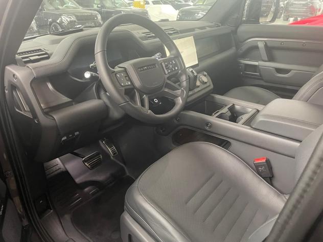 Land Rover Defender Defender 110 4.4 V8 mhev Octa awd 635cv auto - Foto 4