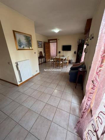 MONTECCHIO VENDESI AMPIO APPARTAMENTO INDIPENDENTE CON TAVERNA E AMPIO GIARDINO - Foto 6