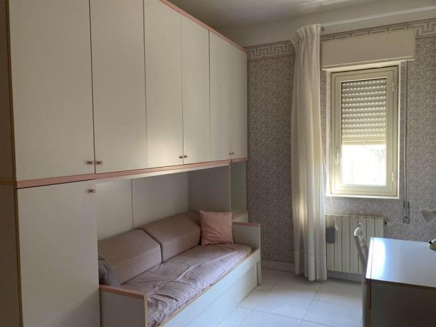 Zona di prestigio appartamento signorile,panoramico,ben arrdato. - Foto 10