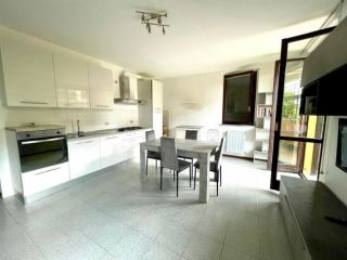 CONTRATTO DI 4 ANNI RINNOVABILI - MONOLOCALE ARREDATO CON TERRAZZINO – LIBE …