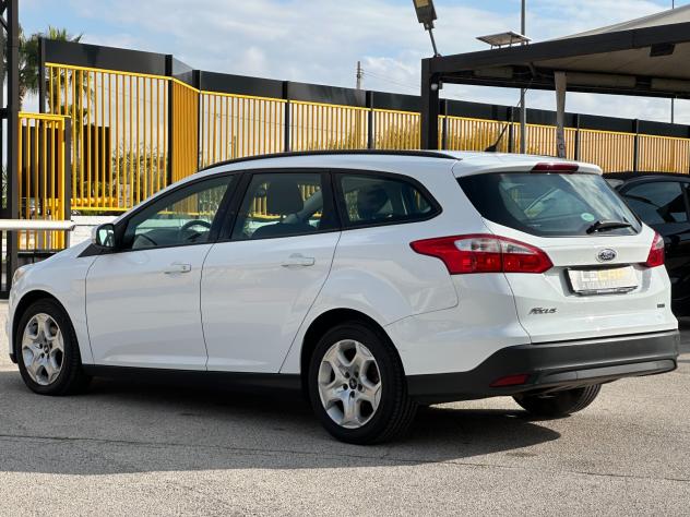 FORD Focus 1.0 EcoBoost 100 CV Start&Stop SW Plus - Foto 5