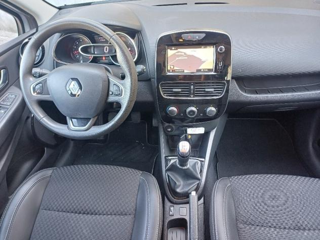 Renault Clio dCi 8V 75 CV 5 porte Moschino Zen - Foto 9