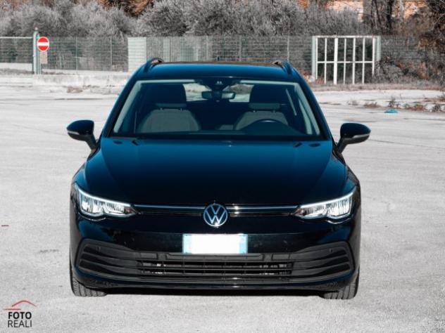 VOLKSWAGEN Golf VARIANT 2.0 TDI 115 CV LIFE LED rif. 24032179 - Foto 2