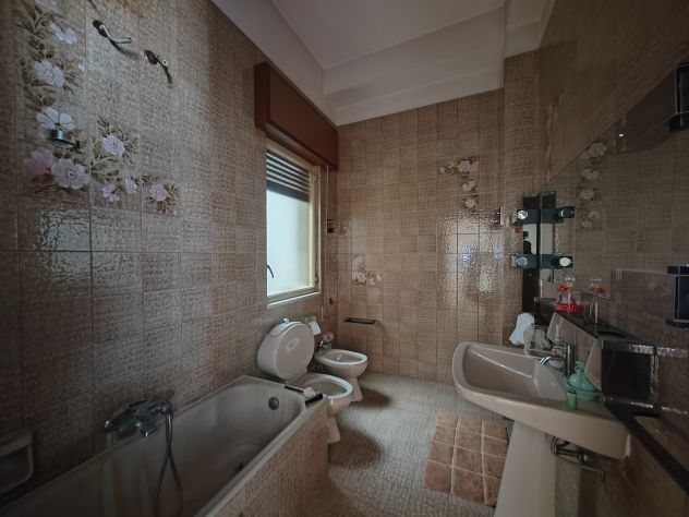 18 - Appartamento con Terrazzo di 110mq e Garage nel Cuore di Avola - Foto 5
