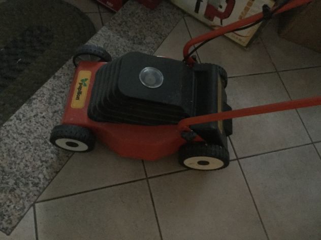 Vendo RASAERBA elettrico nuovo professionale di marca causa inutilizzo - Foto 4