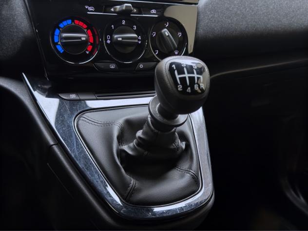 Lancia Ypsilon Hybrid 1.0 71cv - PROMO/IVA ESP. - Foto 10