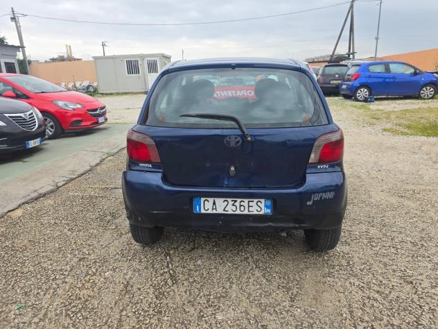 Toyota Yaris 1.0i 16V cat 5 porte - Foto 9