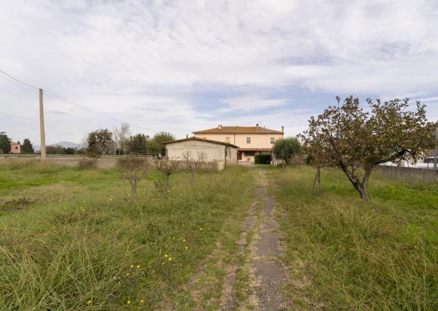 casa indipendente in vendita a Casciana Terme Lari in zona Perignano