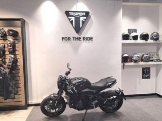 TRIUMPH Trident 660 . rif. 23937121