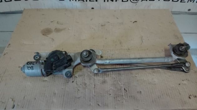 Motorino tergicristallo anteriore Mitsubishi Colt del 2009 (8250A231)