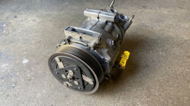 Compressore climatizzatore Peugeot 307 1.6HDI del 2006 (9651911480) - Foto 2