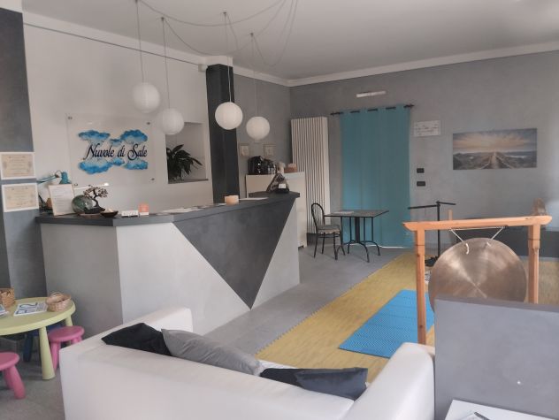 Allestimento grotta di sale completa+arredi e lettino riscaldato SPA - Foto 10