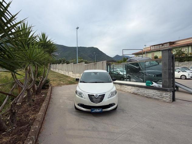 LANCIA - Ypsilon - 0.9 T.Air 85 CV 5 porte S&S DFN Platinum - Foto 3