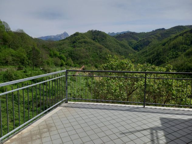 Bardine ms casa su piu' livelli di ampia metratura vista panoramica - Foto 2