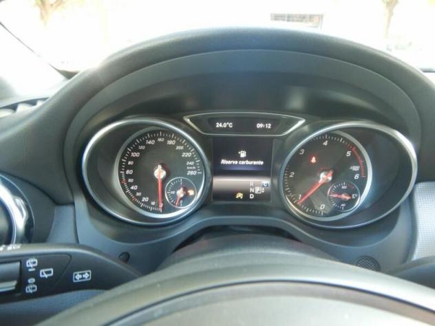 Mercedes Classe GLA 180 d Sport auto - Foto 9