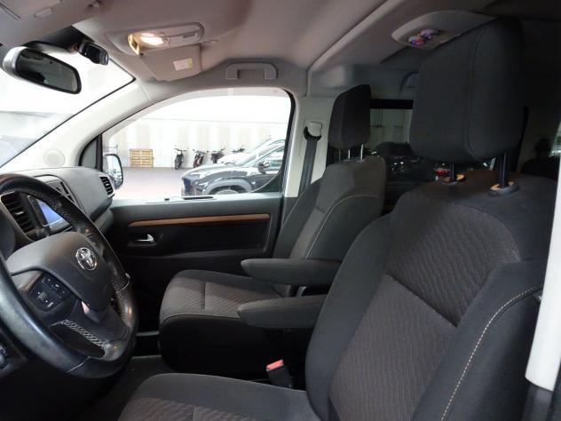 Toyota Proace Verso 2.0D 144 CV L1 D Executive - Foto 8