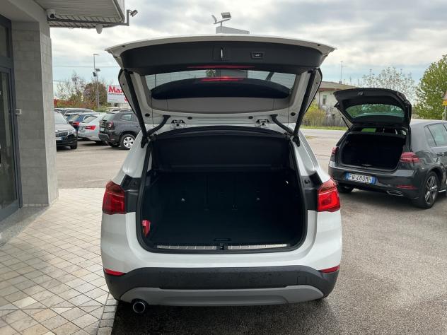 Bmw X1 2.0 Diesel Cambio Automatico - Foto 10