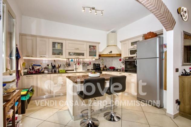 Villa di 250 m² con più di 5 locali in vendita a Budrio - Foto 4
