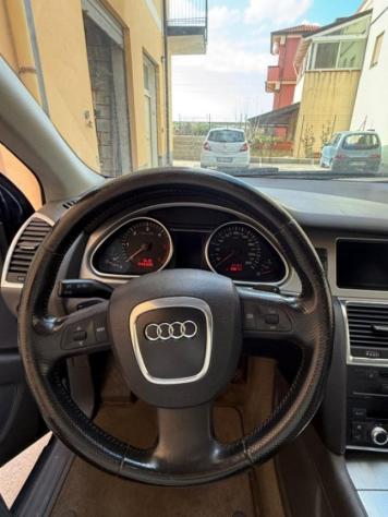 AUDI Q7 3.0 V6 TDI 233CV quattro tiptronic rif. 23497303 - Foto 8