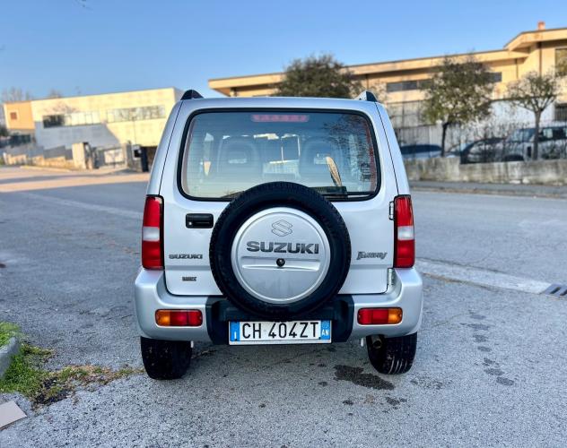 Suzuki Jimny 1.3i 16V cat 4WD JLX Special - Foto 6