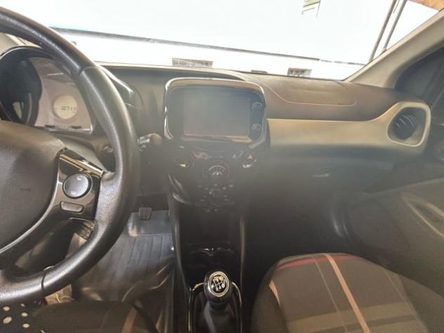 PEUGEOT 108 PureTech 82 5 porte Allure rif. 22452505 - Foto 3