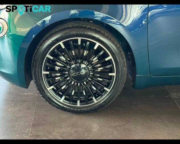 FIAT 500 IV 1.0 hybrid Icon - Foto 4