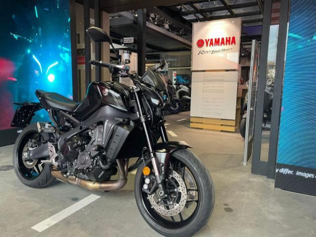 YAMAHA MT-09 . rif. 22624786 - Foto 2
