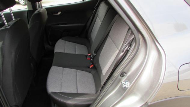 KIA - Stonic URBAN 100 CV PRONTA CONSEGNA - Foto 10