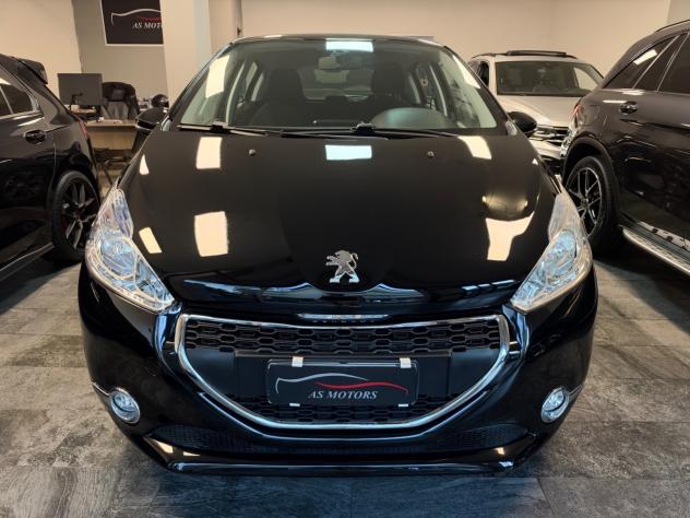 Peugeot 208 1.4 HDi 68 CV Allure - Foto 2