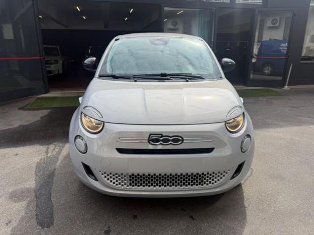 FIAT 500 1.0 Hybrid 65cv Icon + Pack Comfort Km Zero rif. 24121507 - Foto 2