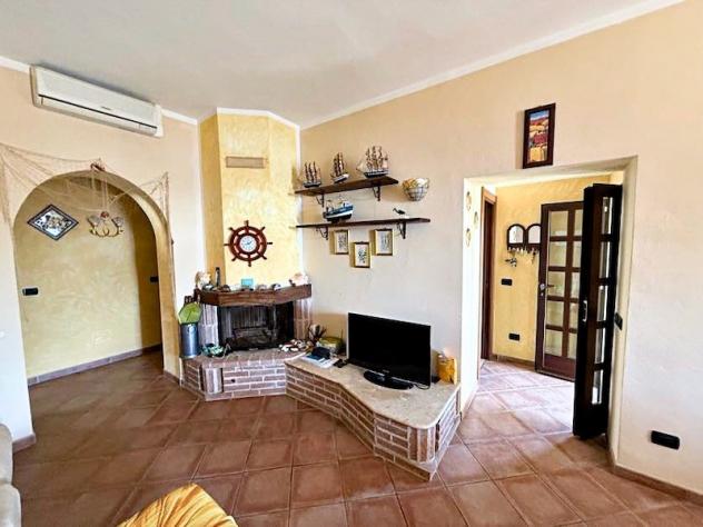 APPARTAMENTO INDIPENDENTE di 4 vani e di 83 mq (CAPOLIVERI) rif. 123 - Foto 8