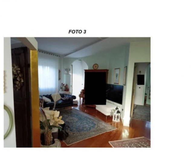 Immobile in asta di 188 m² con più di 5 locali e box auto in vendita a Colli al Metauro - Foto 4