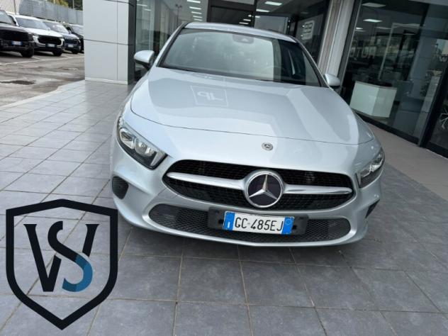 MERCEDES Classe A (V177) A 180 d Automatic Sport - Foto 4