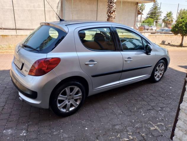 Peugeot 207 1.6 HDi 90CV 5p. XS - Foto 5
