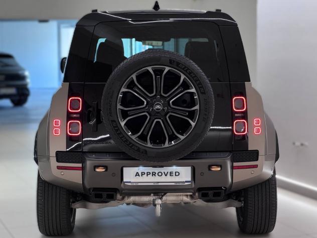Land Rover Defender (2019) LAND ROVER 110 4.4 V8 635 CV AWD Auto OCTA - Foto 7