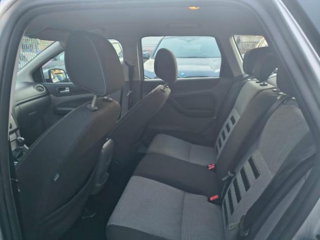 FORD Focus 1.6 TDCi 90 CV SW Titanium rif. 24079349 - Foto 7