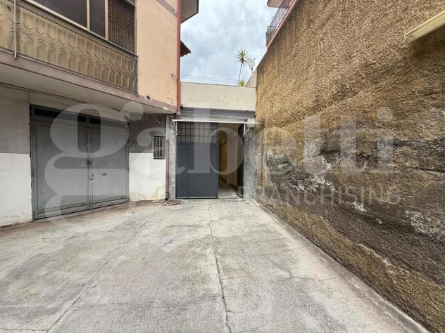 Magazzino - Misterbianco . Rif.: Cod. rif DR098 affitACG - Foto 3