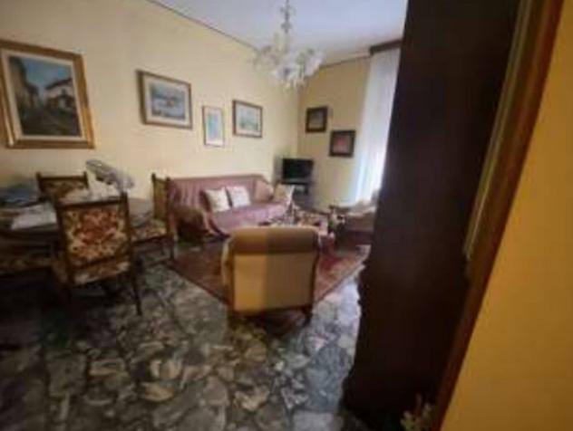 Immobile in asta di 94 m², box auto in vendita a Reggio Emilia - Foto 2