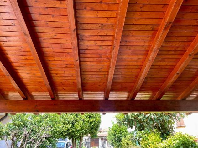 VILLA SINGOLA BIFAMIGLIARE COMPOSTA DA 2 QUADRILOCALI - GIARDINO - Foto 17