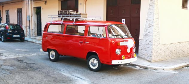 Noleggio maggiolino Maggiolone pulmino T2 9 posti per matrimoni