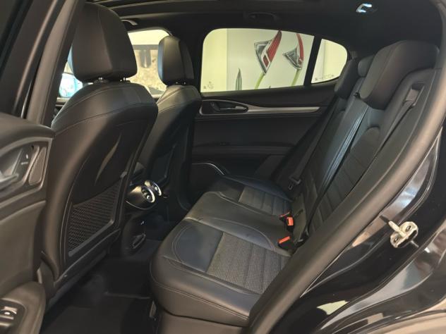 Alfa Romeo Stelvio 190cv Q4 Sprint AT8 2.2TD Tetto Adap.Cruise 19” - Foto 8