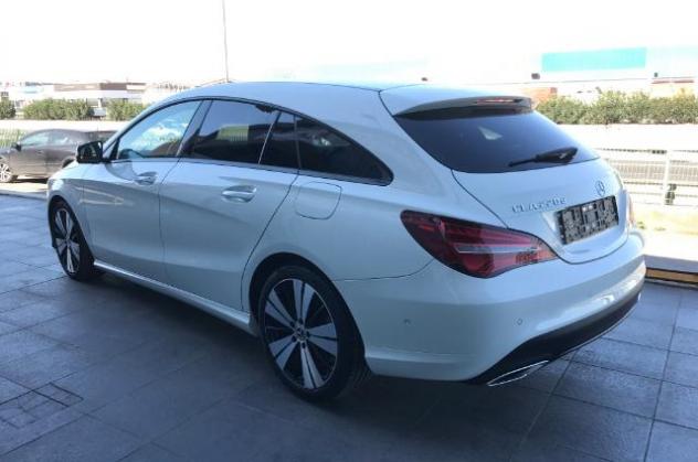 Mercedes-Benz CLA 220 d SHOOTING BRAKE 9G-T NAVI LED 18 CAMERA KEYLESS - Foto 5