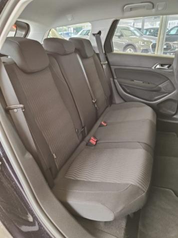 PEUGEOT 308 SW 1.6 e-HDi 115cv S&S Active rif. 24226353 - Foto 6