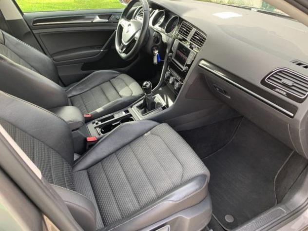 VOLKSWAGEN Golf Variant 1.6 TDI 110 CV Highline BlueMotion Tech. rif. 24047246 - Foto 9