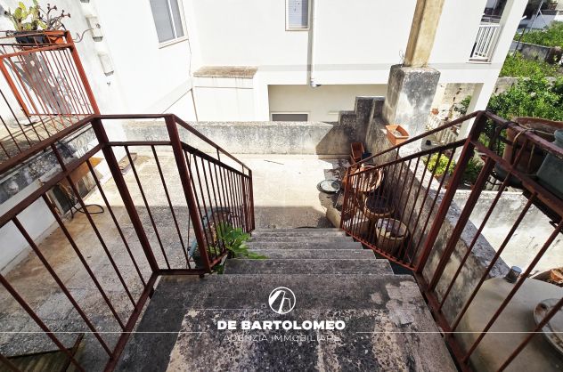 PALAZZOTTO VIA REGINA MARGHERITA (LEPORANO) - Foto 4