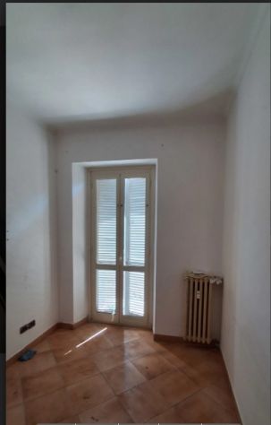 ASTA GIUDIZIARIA – a Torino, Via Michele Lessona, appartamento con cantina - Foto 6