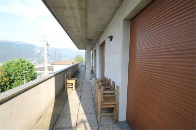 Immobile di 150 m² con 3 locali in affitto a Galbiate - Foto 4