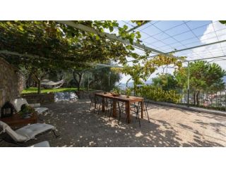 Luxury Apartment in Modern Villa Unit 2